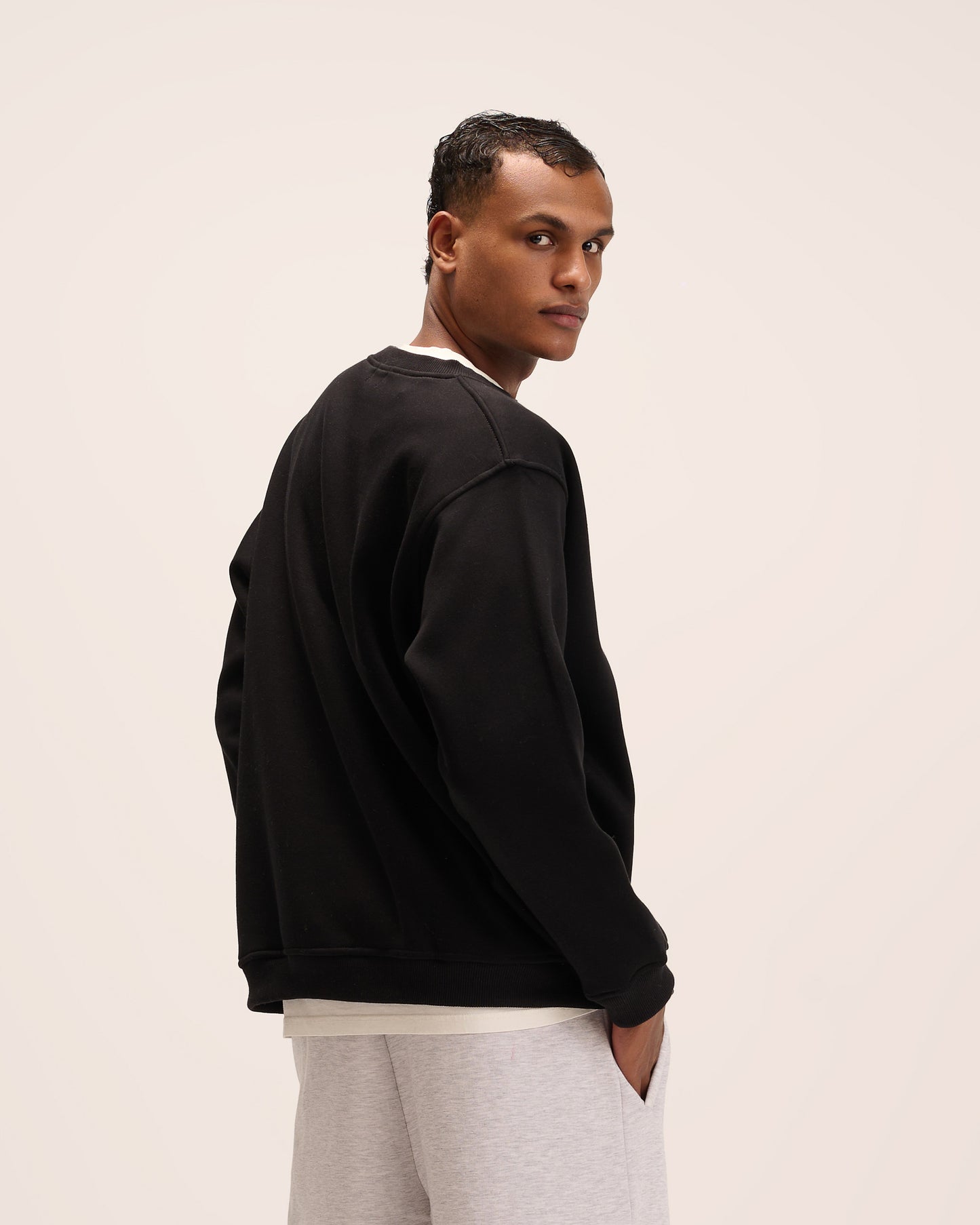 Black sweatshirt for men