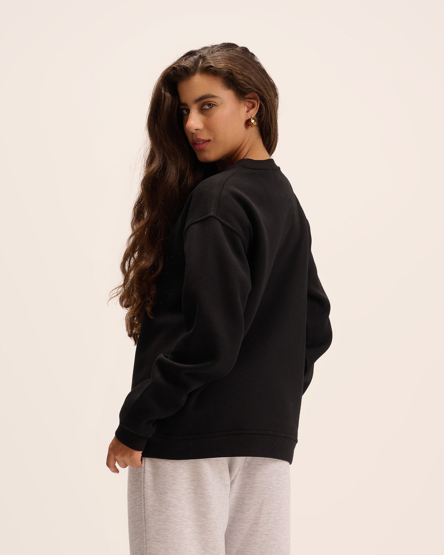 Black sweatshirt for women