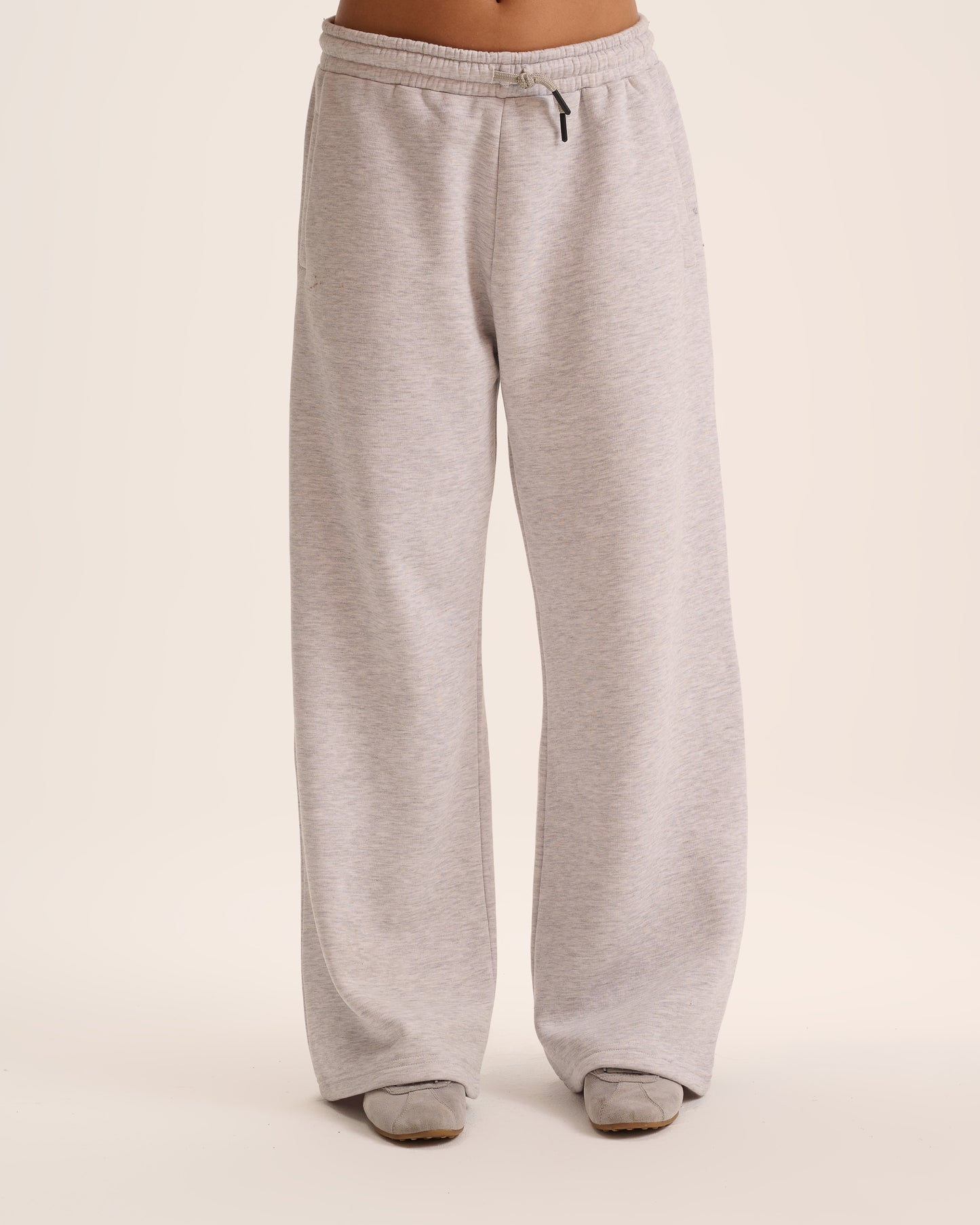 Grey wide leg sweatpant for women