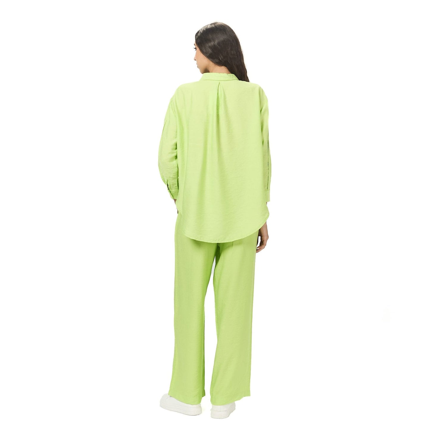 Light green summer linen outfit