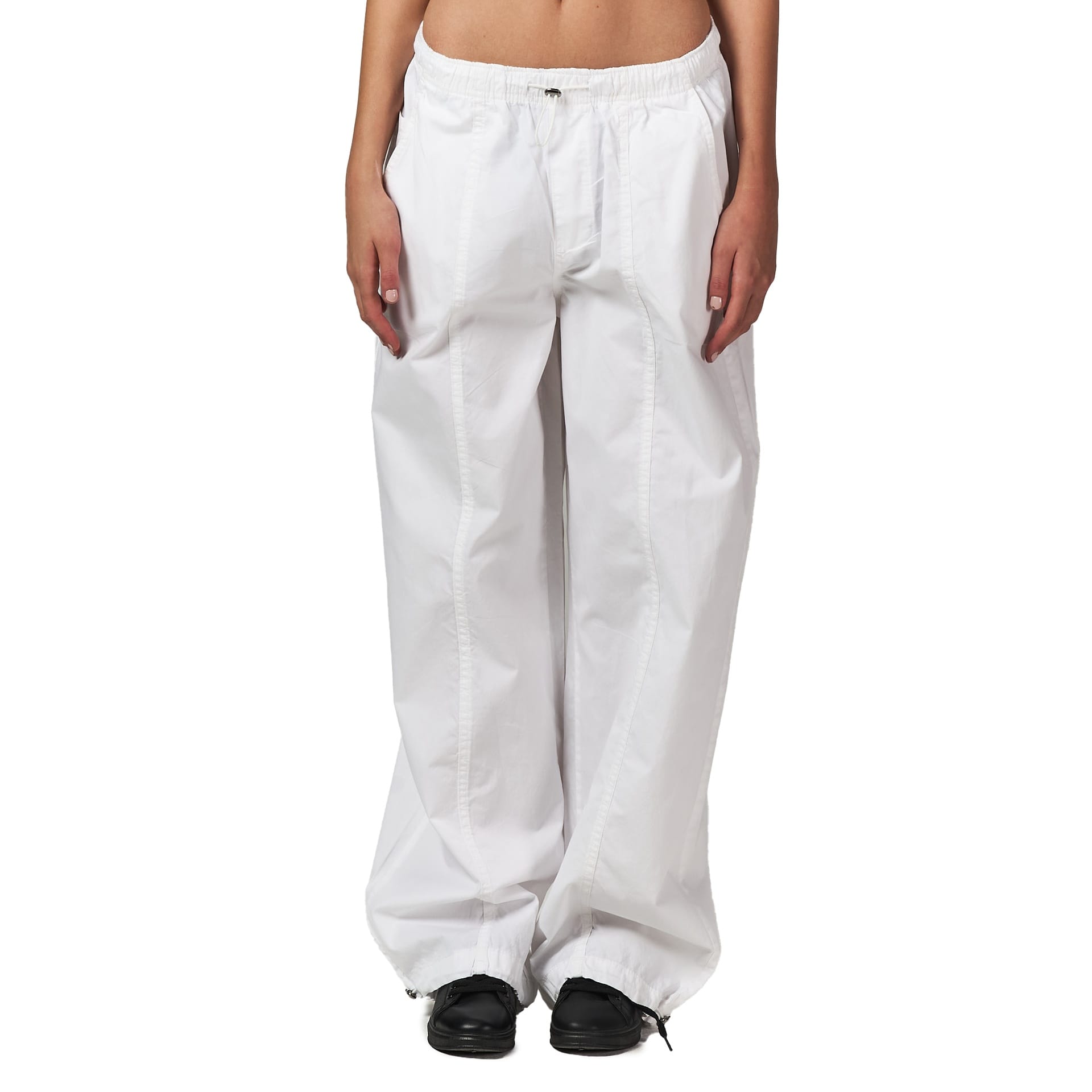 White parachute pant