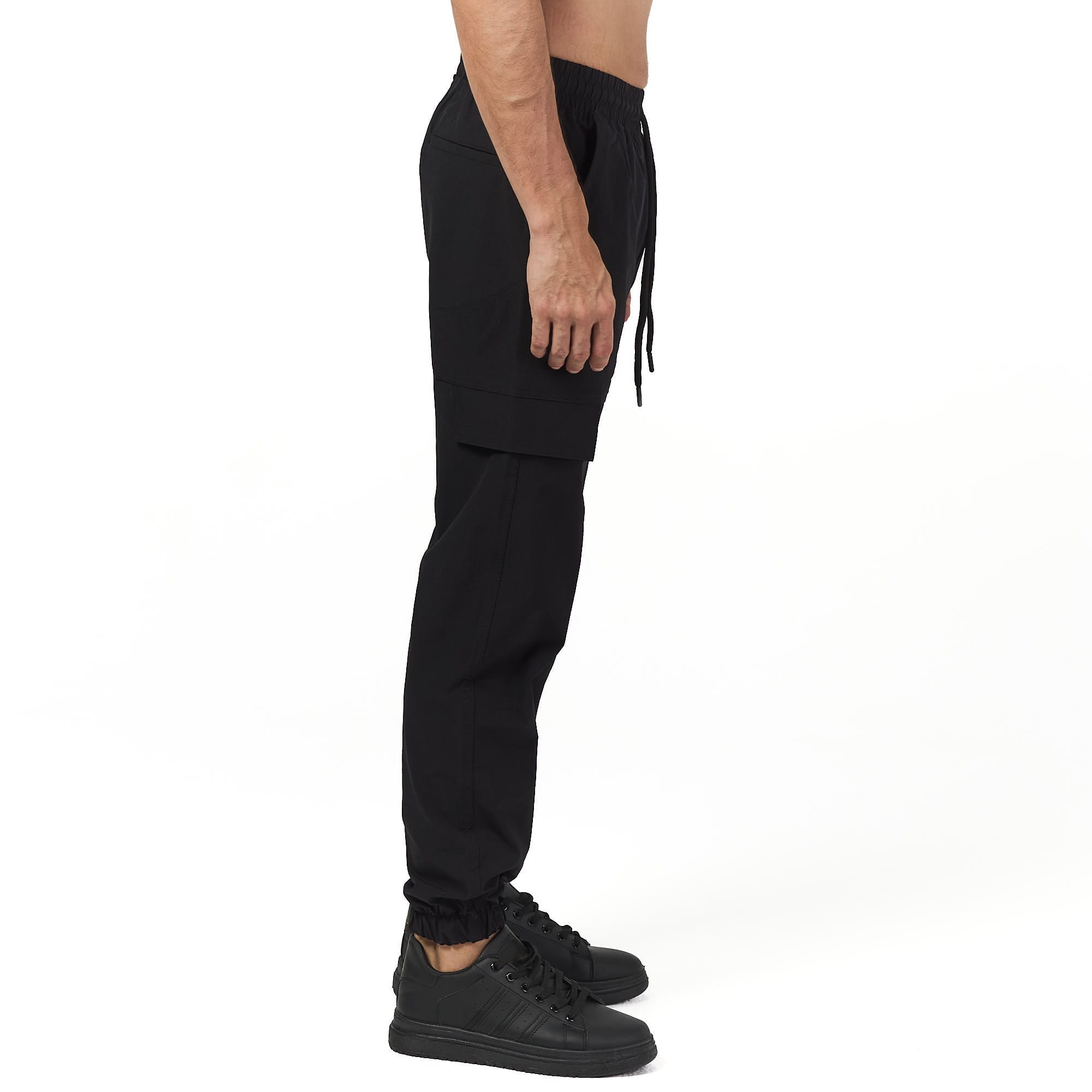 Baggy black cargo