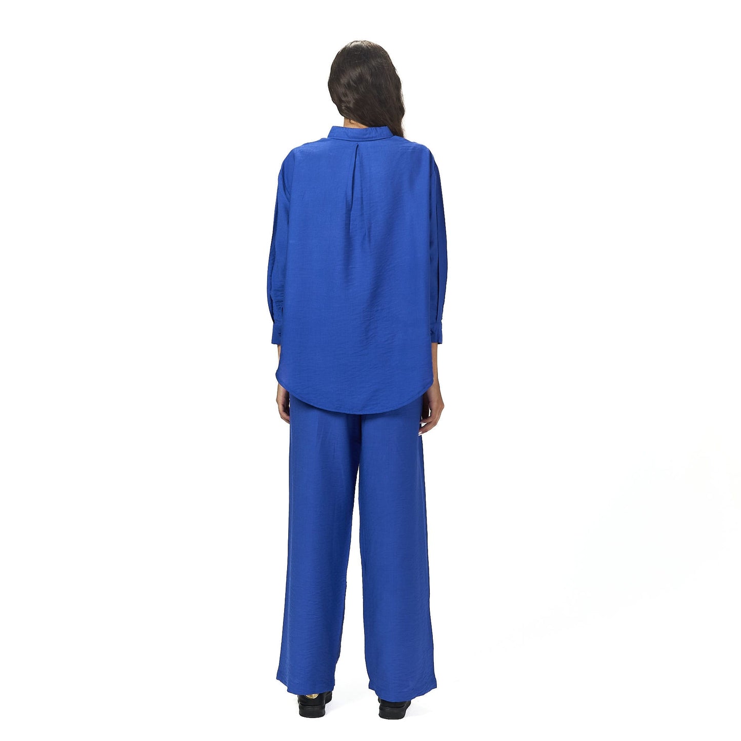 Blue summer linen outfit